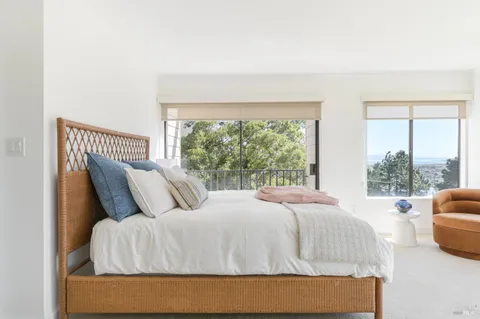 $775,000 | 731 Vía Casitas, Greenbrae, CA 94904