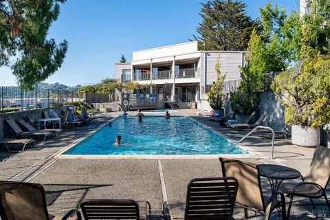 $775,000 | 731 Vía Casitas, Greenbrae, CA 94904