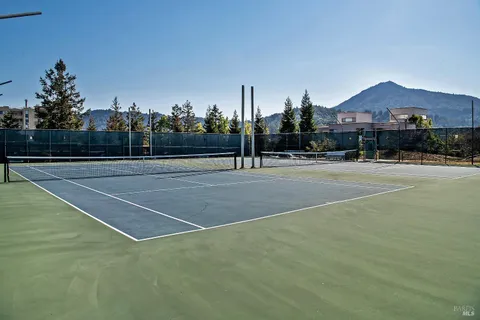 $775,000 | 731 Vía Casitas, Greenbrae, CA 94904