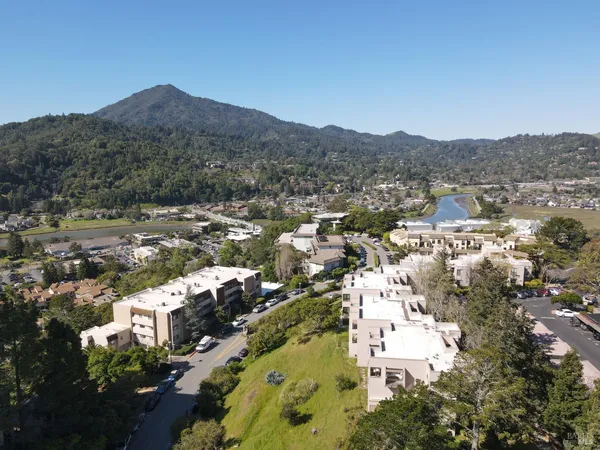 $775,000 | 731 VÃa Casitas, Greenbrae, CA 94904