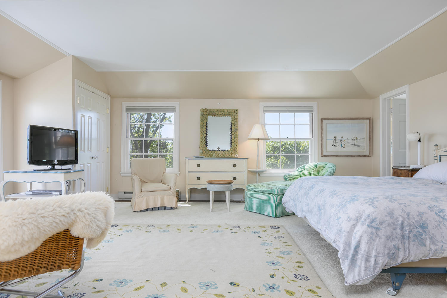 22 Jocelyn Road Scarborough, ME 04074 - Photo 20 of 40 22 Jocelyn Rd Master Suite