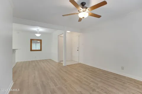 $133,000 | 220 Doucet Road, Unit 221C, Lafayette, LA 70503