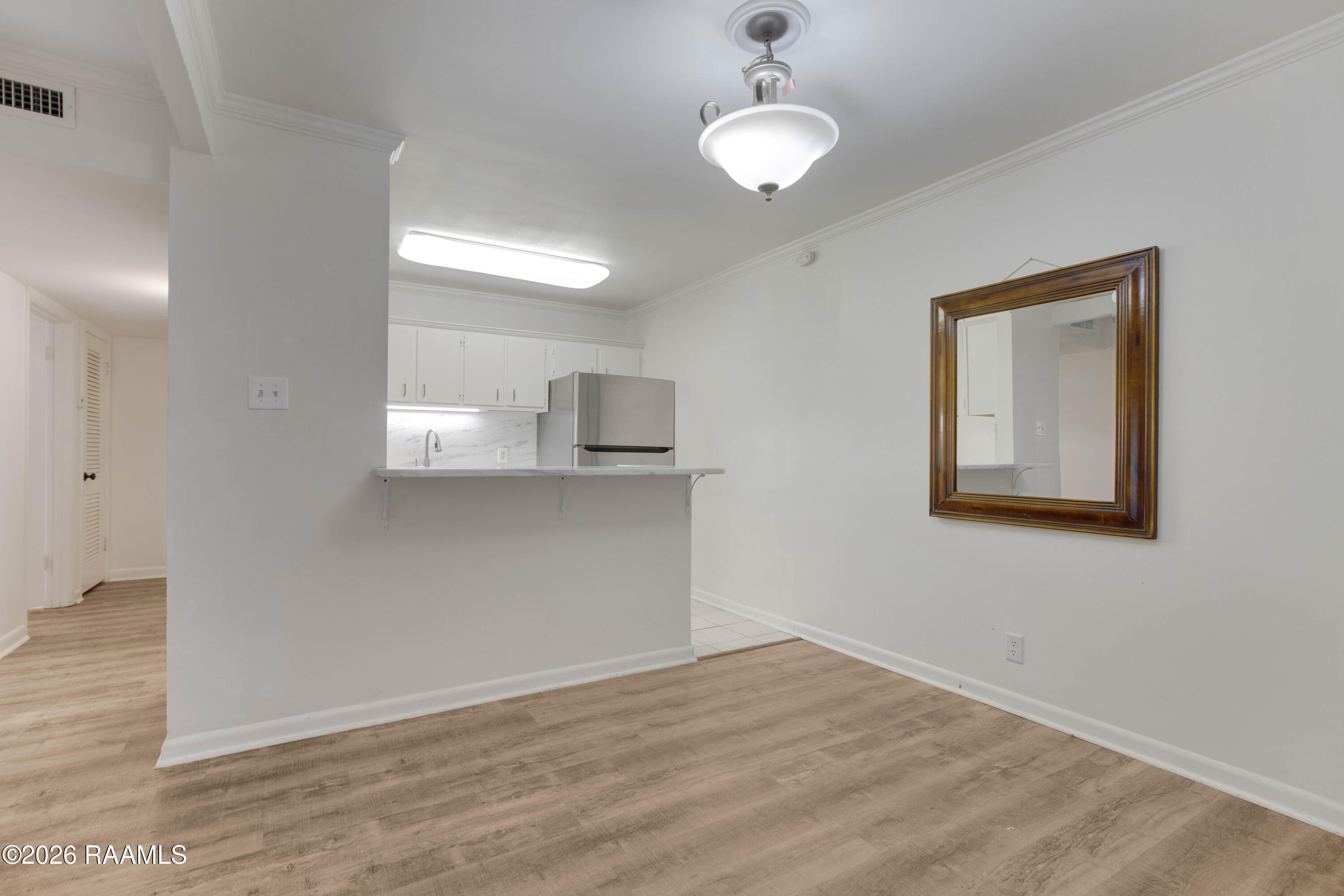 220 Doucet Road, Unit 221C Lafayette, LA 70503 - Photo 6 of 16 220 Doucet Unit 221C Lafayette-8