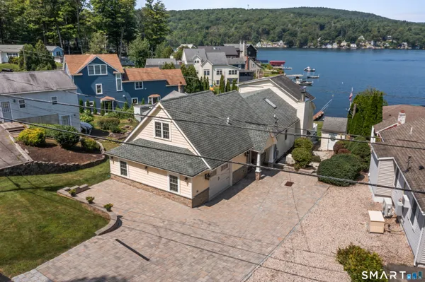 $990,000 | 674 East Wakefield Boulevard, Winsted, CT 06098