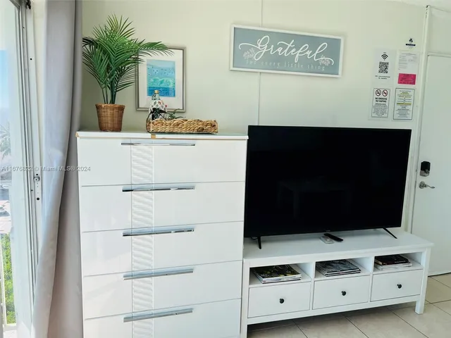 $439,000 | 1732 Meridian Avenue, Unit 701, Miami Beach, FL 33139