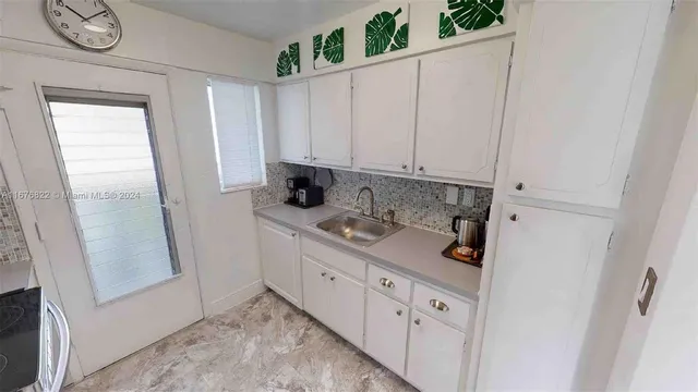 $439,000 | 1732 Meridian Avenue, Unit 701, Miami Beach, FL 33139