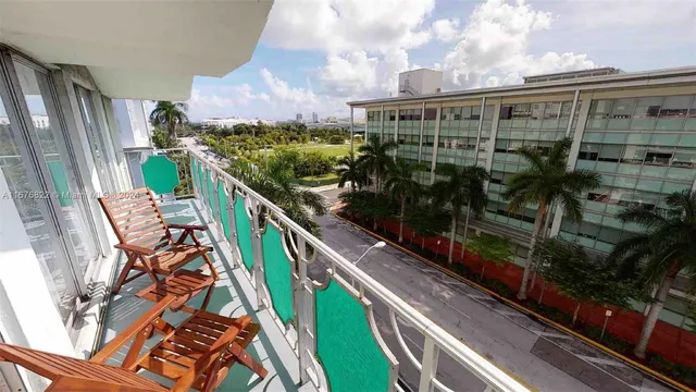 $439,000 | 1732 Meridian Avenue, Unit 701, Miami Beach, FL 33139