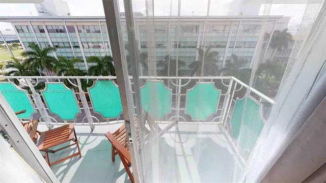 $439,000 | 1732 Meridian Avenue, Unit 701, Miami Beach, FL 33139