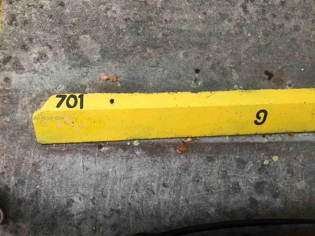 $439,000 | 1732 Meridian Avenue, Unit 701, Miami Beach, FL 33139