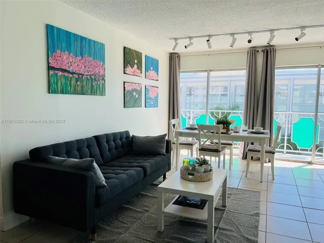 $439,000 | 1732 Meridian Avenue, Unit 701, Miami Beach, FL 33139