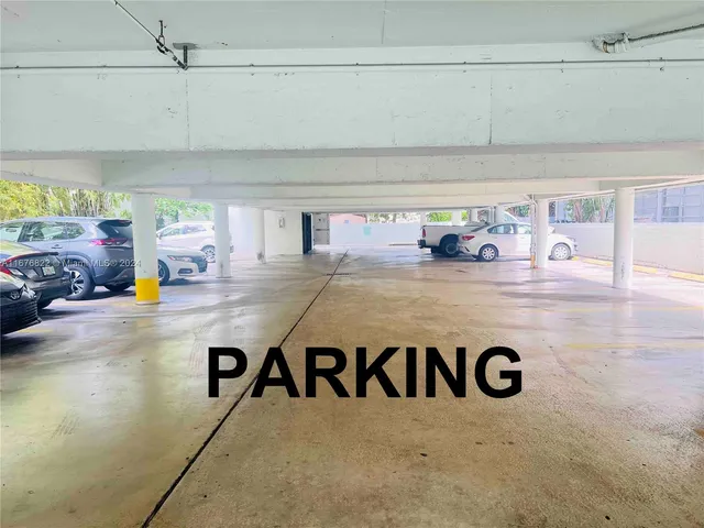 $439,000 | 1732 Meridian Avenue, Unit 701, Miami Beach, FL 33139