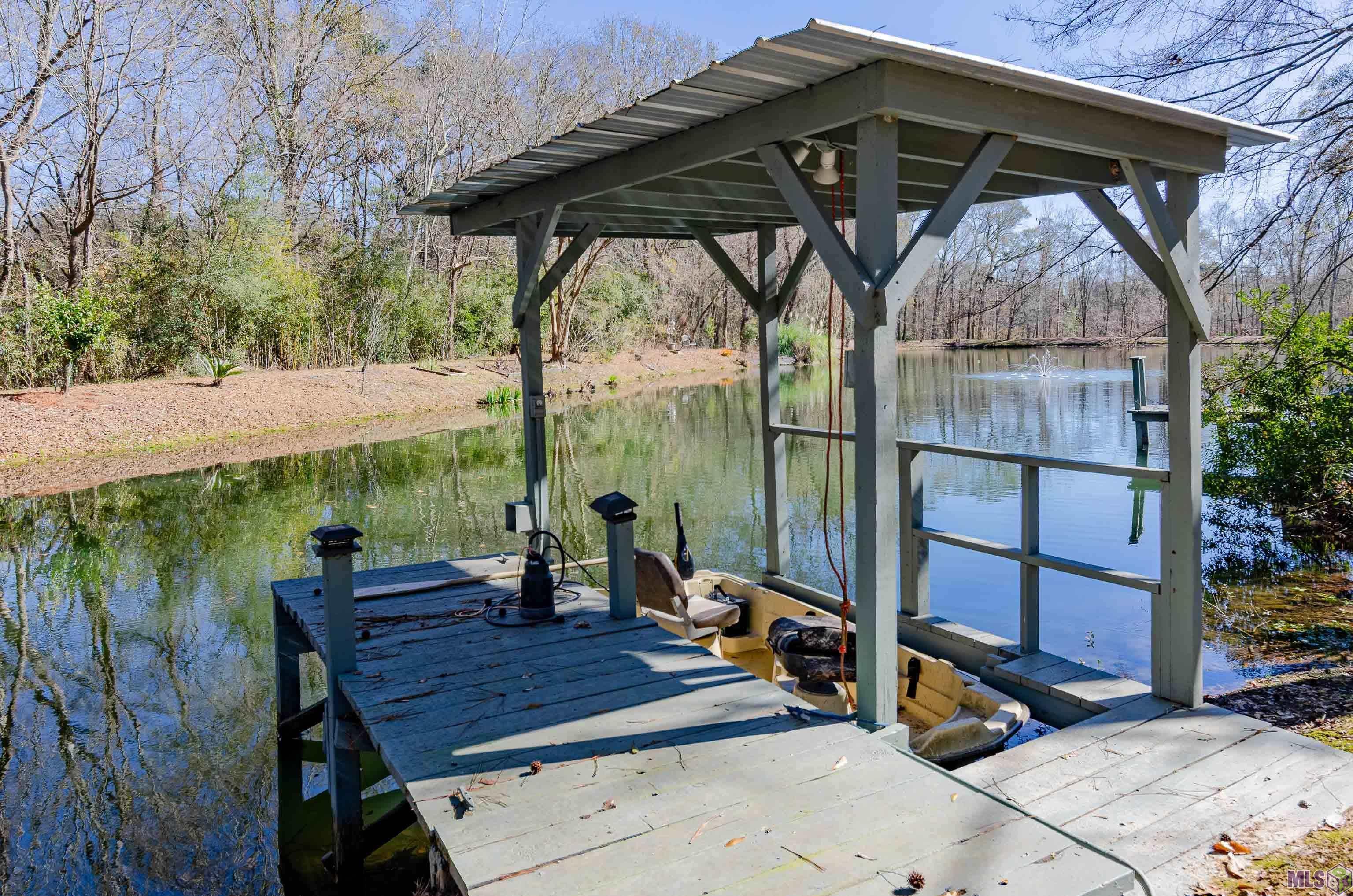 4031 Indian Run Drive Baton Rouge, LA 70816 - Photo 2 of 5