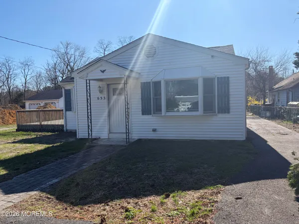 $3,100 | 633 Hulses Corner Road, Howell, NJ 07731