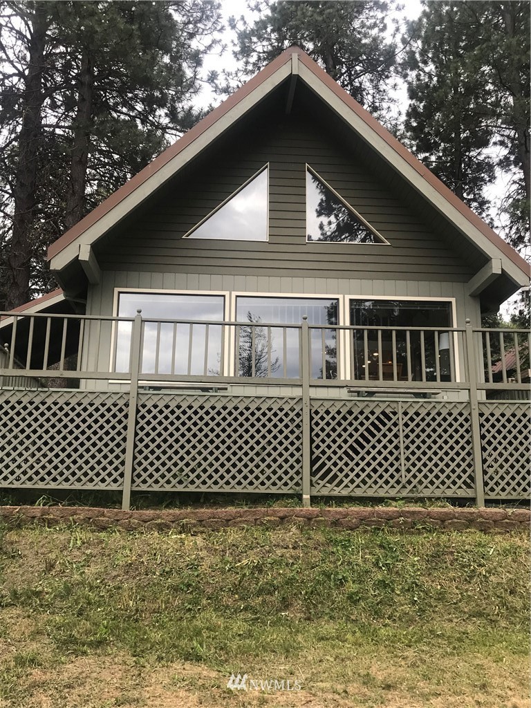 7491 Lower Peoh Point Road Cle Elum, WA 98922 - Photo 2 of 13 Gallery Image 2