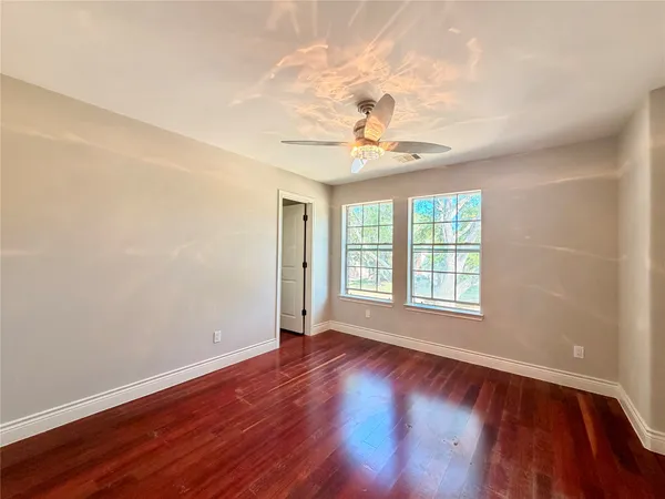 $2,850 | 5124 Carefree Drive, League City, TX 77573