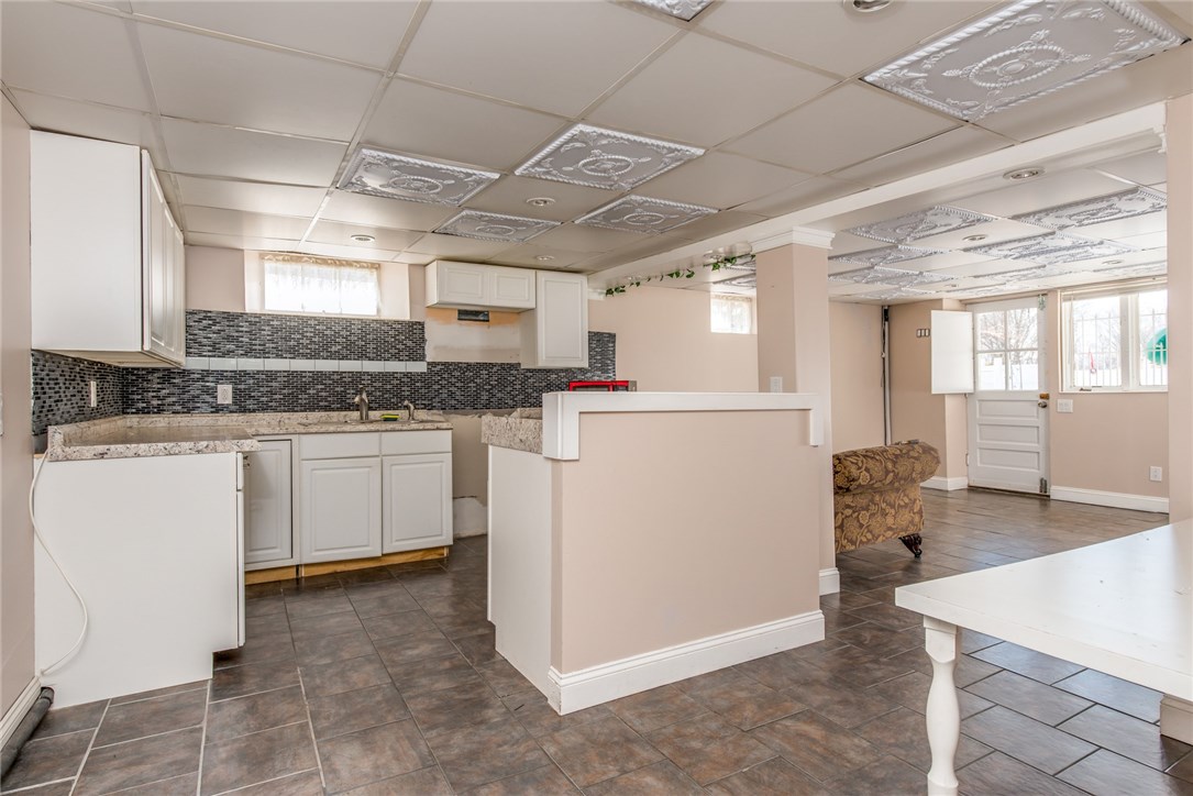 675 Mendon Road Woonsocket, RI 02895 - Photo 26 of 29