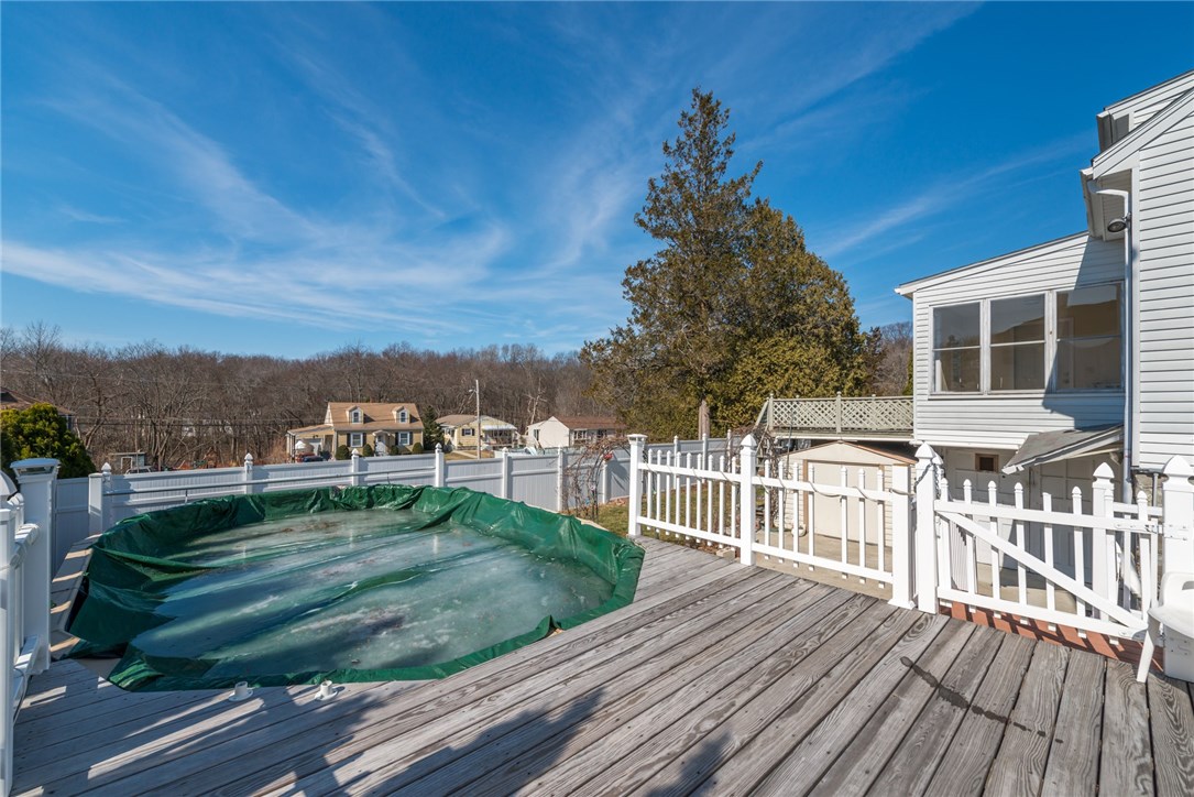 675 Mendon Road Woonsocket, RI 02895 - Photo 6 of 29