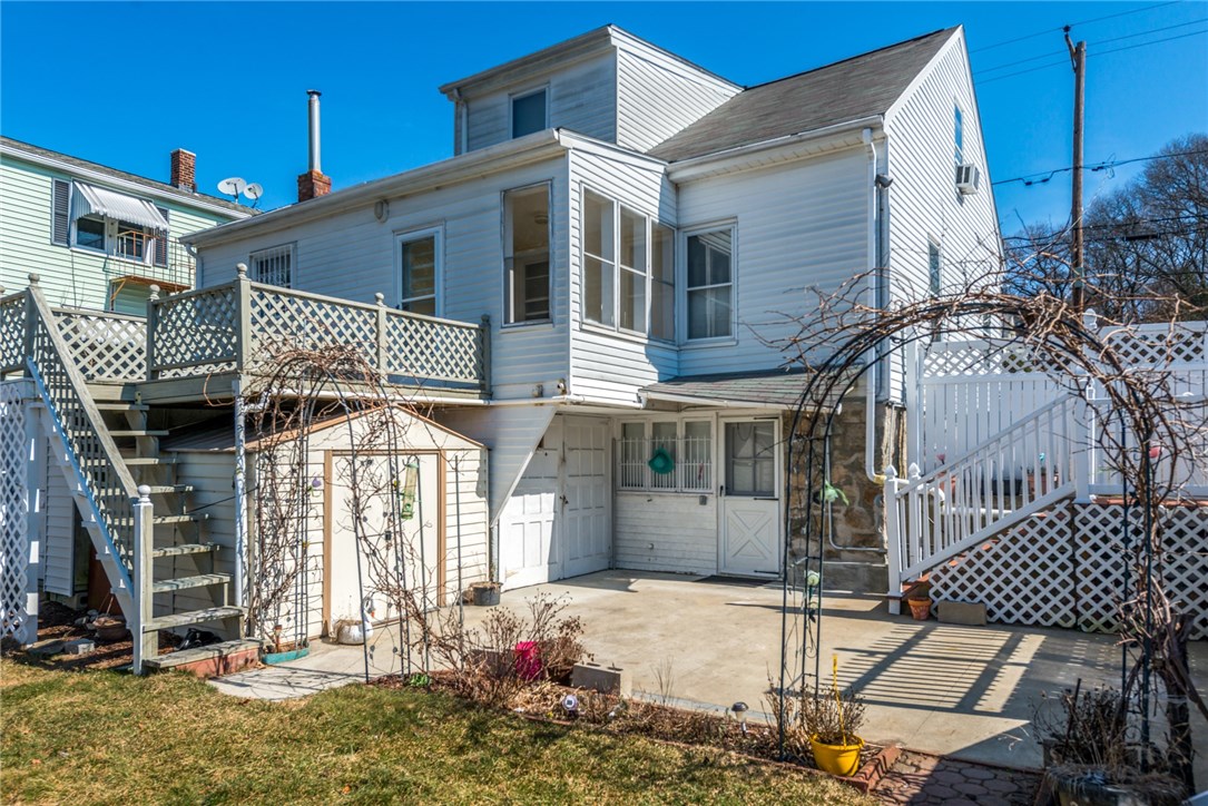 675 Mendon Road Woonsocket, RI 02895 - Photo 8 of 29