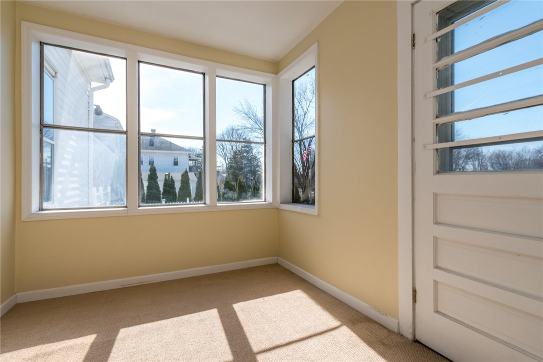 675 Mendon Road Woonsocket, RI 02895 - Photo 9 of 29