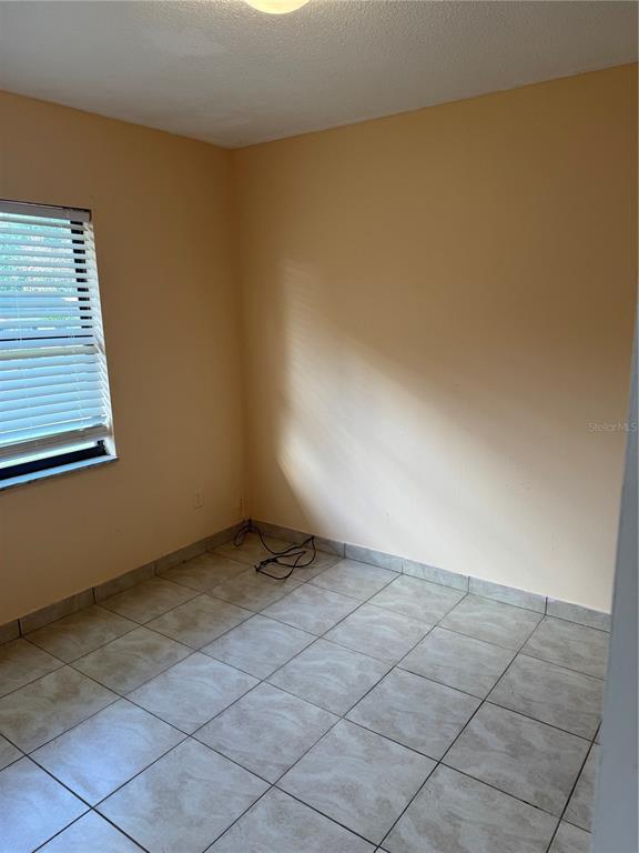 5816 Viking Road Orlando, FL 32808 - Photo 8 of 12