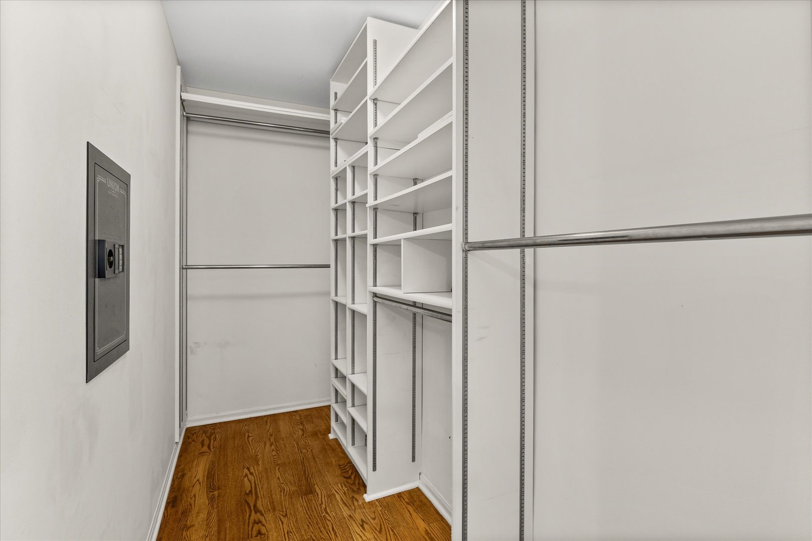 7610 West 26th Street, Unit 6 North Riverside, IL 60546 - Photo 13 of 21 a view of walk in closet with empty racks