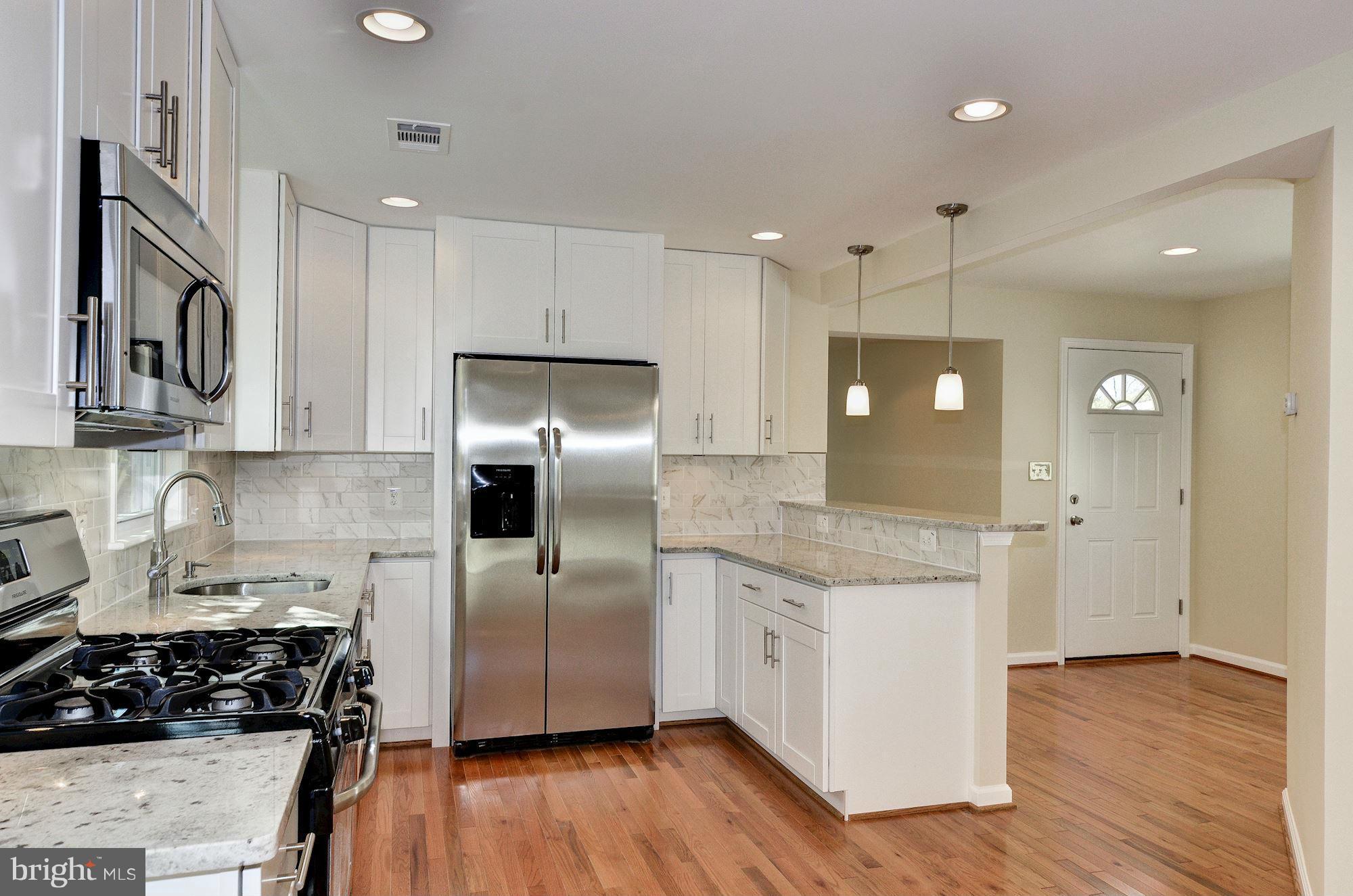 2931 Stanton Road Southeast Washington, DC 20020 - Photo 5 of 26 Interior (General)
