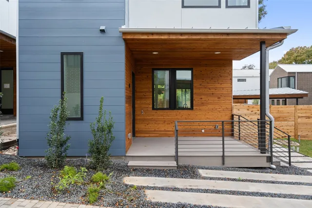 $995,000 | 900 South 2nd Street, Unit 18, Austin, TX 78704