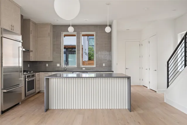 $995,000 | 900 South 2nd Street, Unit 18, Austin, TX 78704