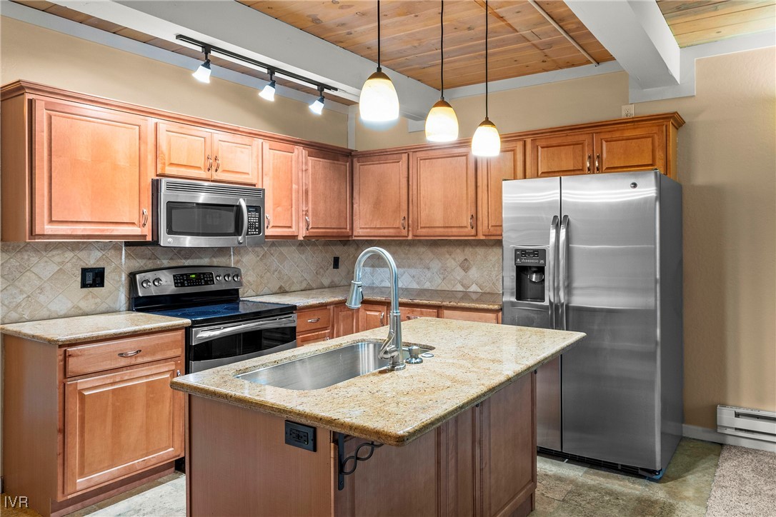 989 Tahoe Boulevard, Unit 89 Incline Village, NV 89451 - Photo 2 of 14 Kitchen