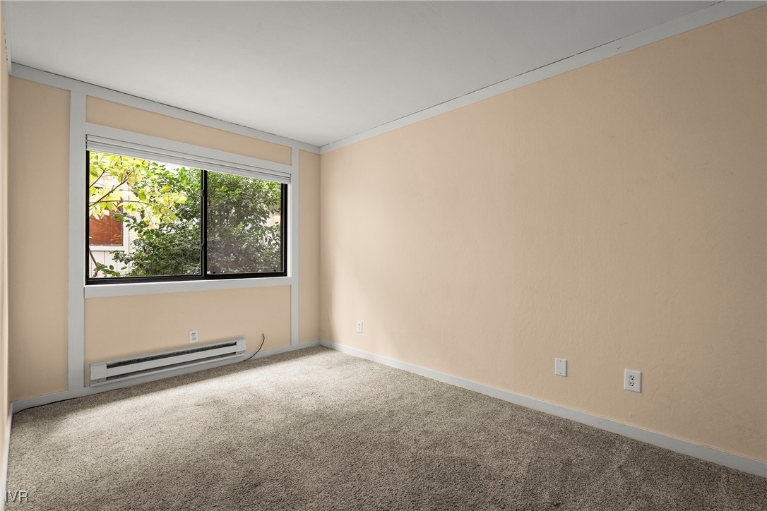 989 Tahoe Boulevard, Unit 89 Incline Village, NV 89451 - Photo 8 of 14 Upstairs Bedroom 2