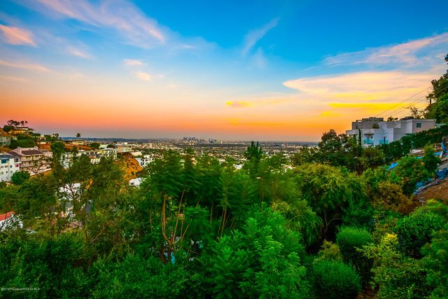 $2,166,000 | 8628 Hollywood Boulevard, Los Angeles, CA 90069