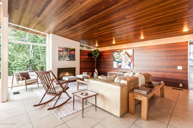 $2,166,000 | 8628 Hollywood Boulevard, Los Angeles, CA 90069