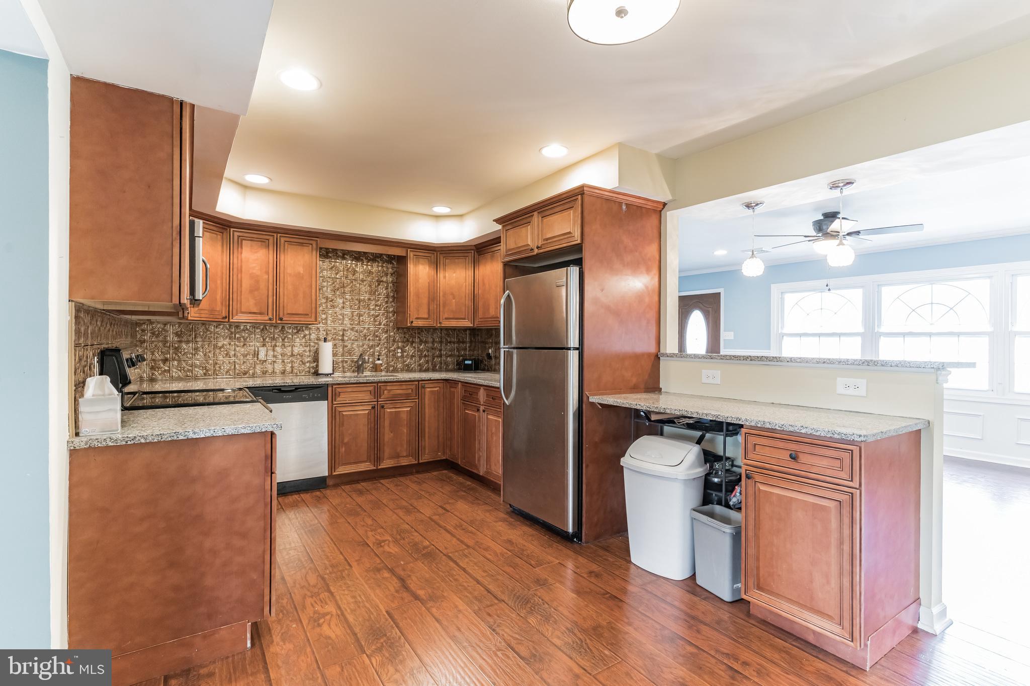 49 Quickset Road Levittown, PA 19057 - Photo 9 of 30 Gallery Image 9