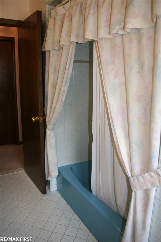 3541 Leason Road Sterling Heights, MI 48310 - Photo 28 of 44