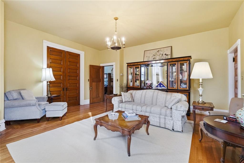 4916 Wallingford Street Pittsburgh, PA 15213 - Photo 13 of 48