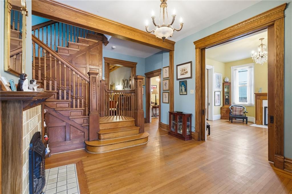 4916 Wallingford Street Pittsburgh, PA 15213 - Photo 4 of 48