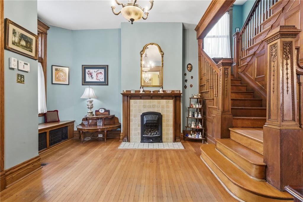 4916 Wallingford Street Pittsburgh, PA 15213 - Photo 6 of 48