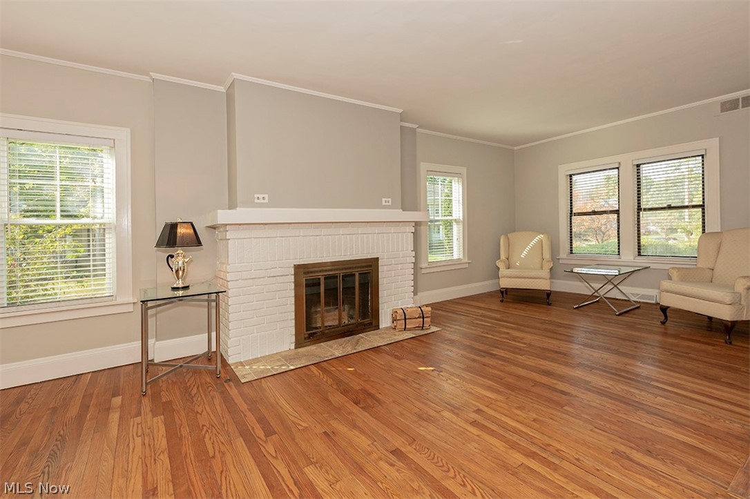2260 Briarwood Road Cleveland, OH 44118 - Photo 4 of 35