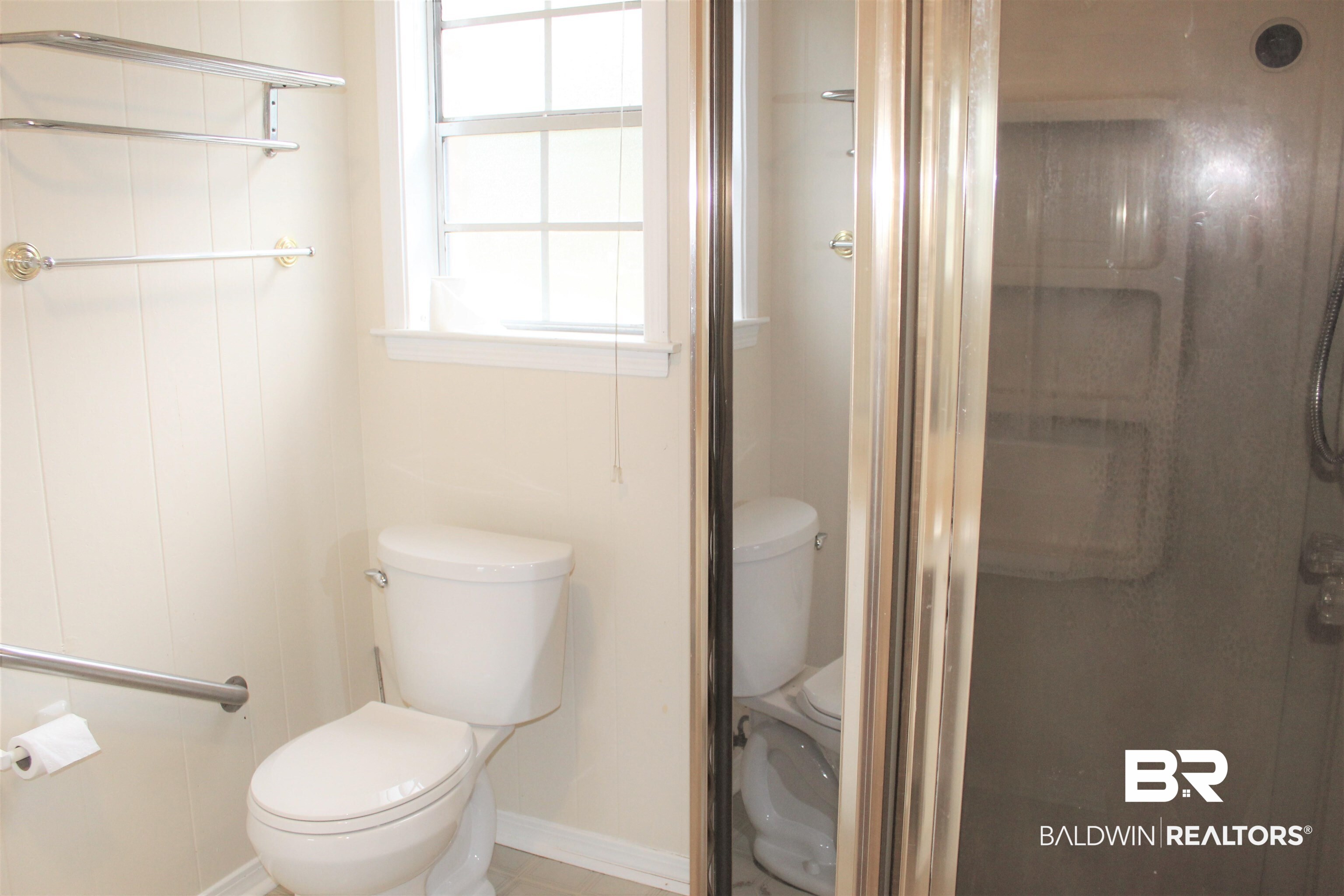4251 Schillinger Road South Mobile, AL 36619 - Photo 23 of 38 Stand alone shower and large vanity