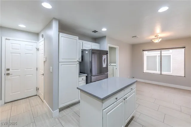 $2,600 | 20 Fantasia Lane, Henderson, NV 89074