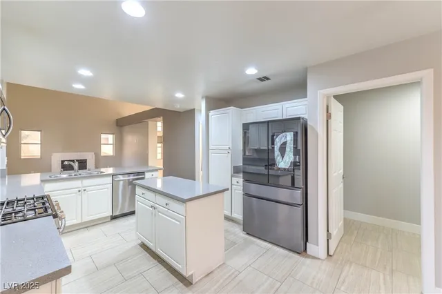 $2,600 | 20 Fantasia Lane, Henderson, NV 89074