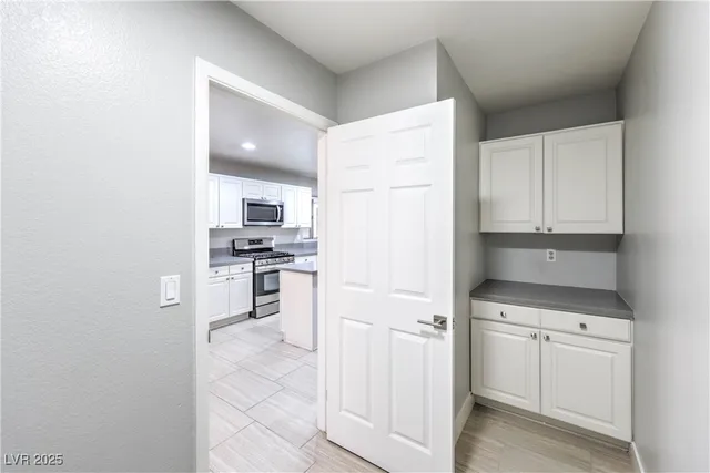 $2,600 | 20 Fantasia Lane, Henderson, NV 89074