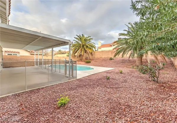 $2,600 | 20 Fantasia Lane, Henderson, NV 89074
