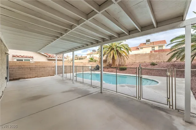 $2,600 | 20 Fantasia Lane, Henderson, NV 89074