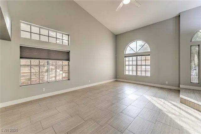 $2,600 | 20 Fantasia Lane, Henderson, NV 89074