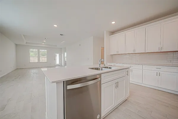 $2,375 | 7138 Glennwick Grv Lane, Richmond, TX 77469