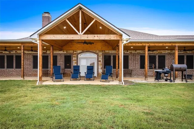 $1,000,000 | 28966 Highway 377, Gordonville, TX 76245