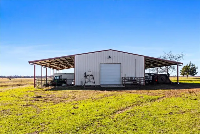 $1,000,000 | 28966 Highway 377, Gordonville, TX 76245