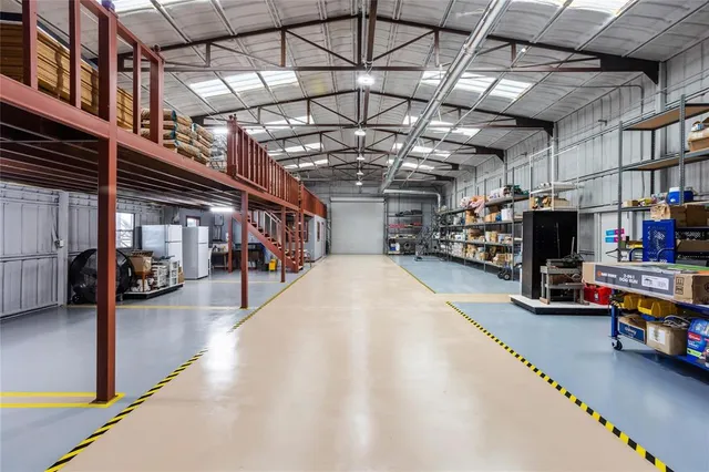 $1,000,000 | 28966 Highway 377, Gordonville, TX 76245