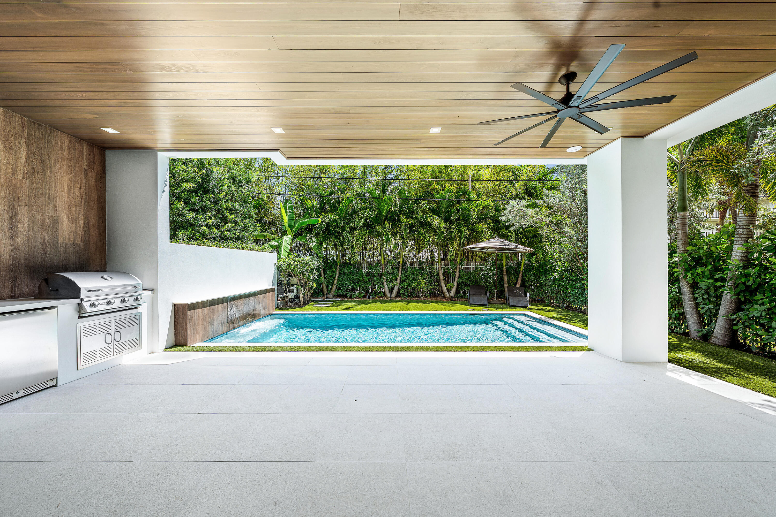 326 Northeast Wavecrest Way Boca Raton, FL 33432 - Photo 39 of 46 049-320NortheastWavecrestWay-BocaRaton-F